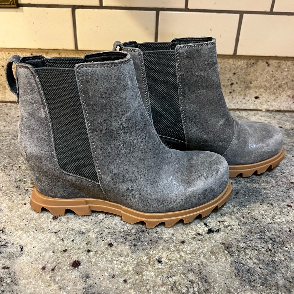 Sorel grey ankle booties